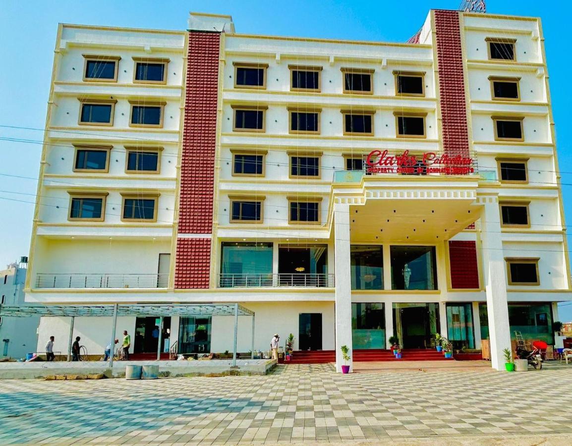 Clarks Collection Somnath Somnāth Exterior foto