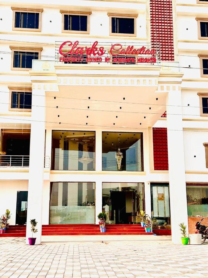 Clarks Collection Somnath Somnāth Exterior foto